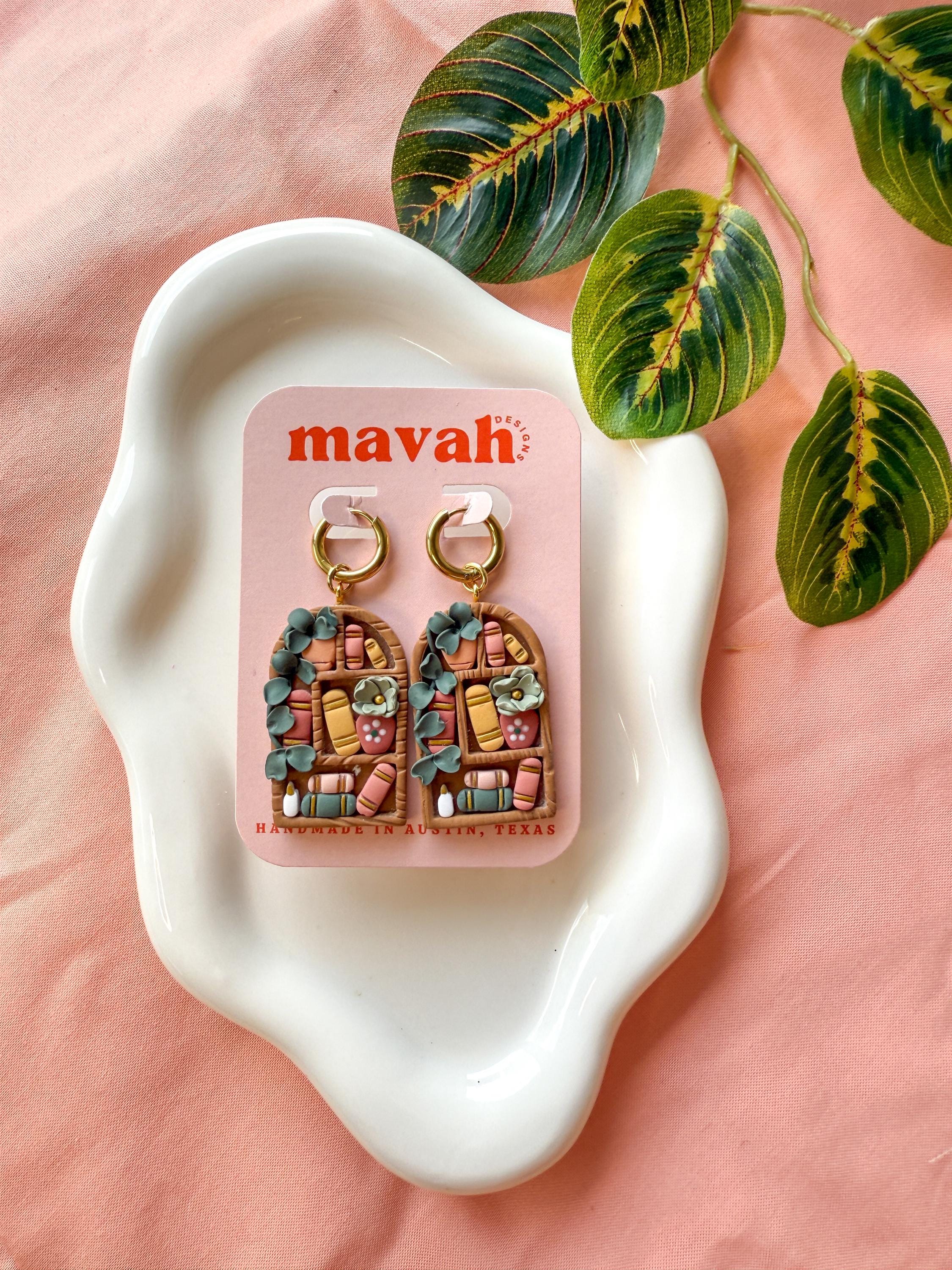 Bookshelf Earrings – Statement Book Lover Jewelry | Clay Bookshelf Dangles with Plants & Hexagon Shelves | Reader Gift